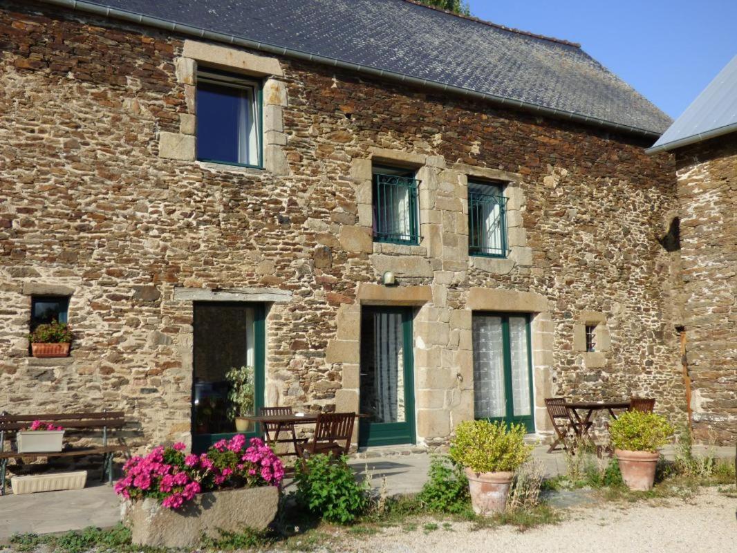 La Pahorie Bed & Breakfast แซงต์-เมลัวร์-เดส์-ซงด์ ภายนอก รูปภาพ