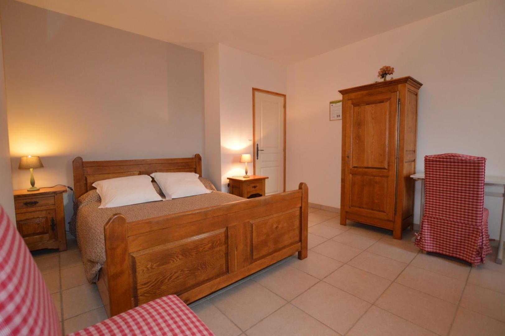 La Pahorie Bed & Breakfast แซงต์-เมลัวร์-เดส์-ซงด์ ภายนอก รูปภาพ