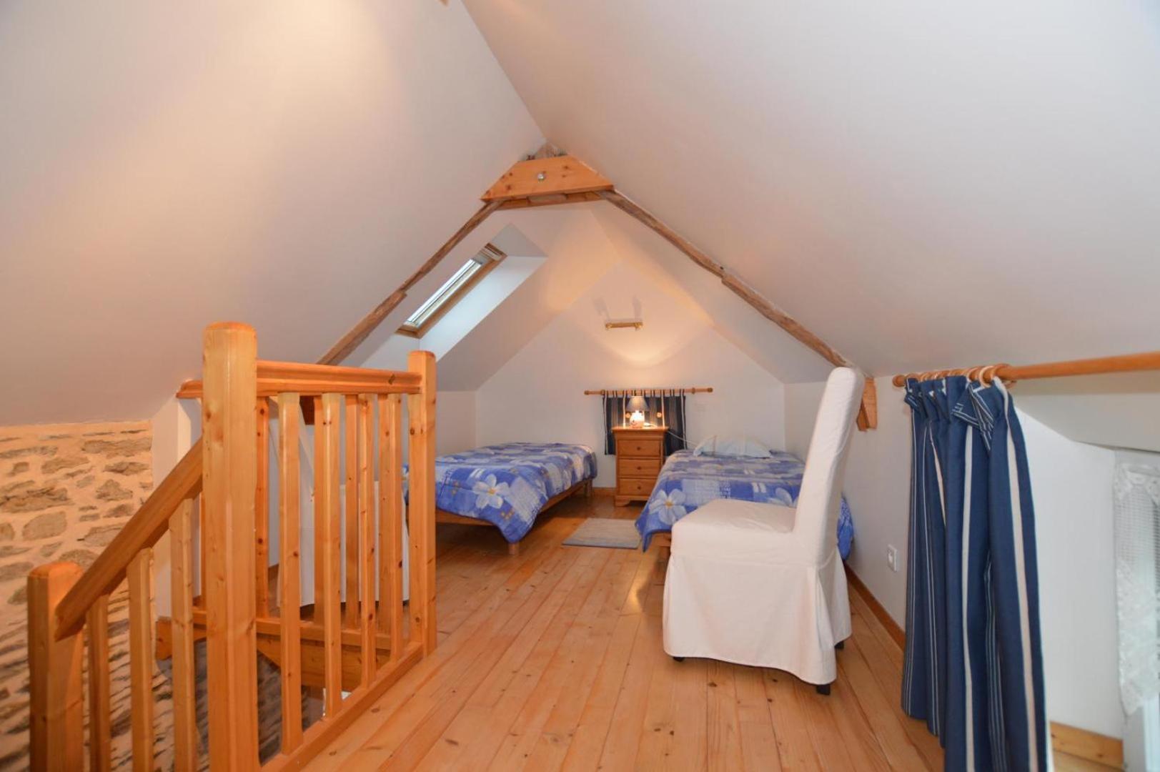 La Pahorie Bed & Breakfast แซงต์-เมลัวร์-เดส์-ซงด์ ภายนอก รูปภาพ